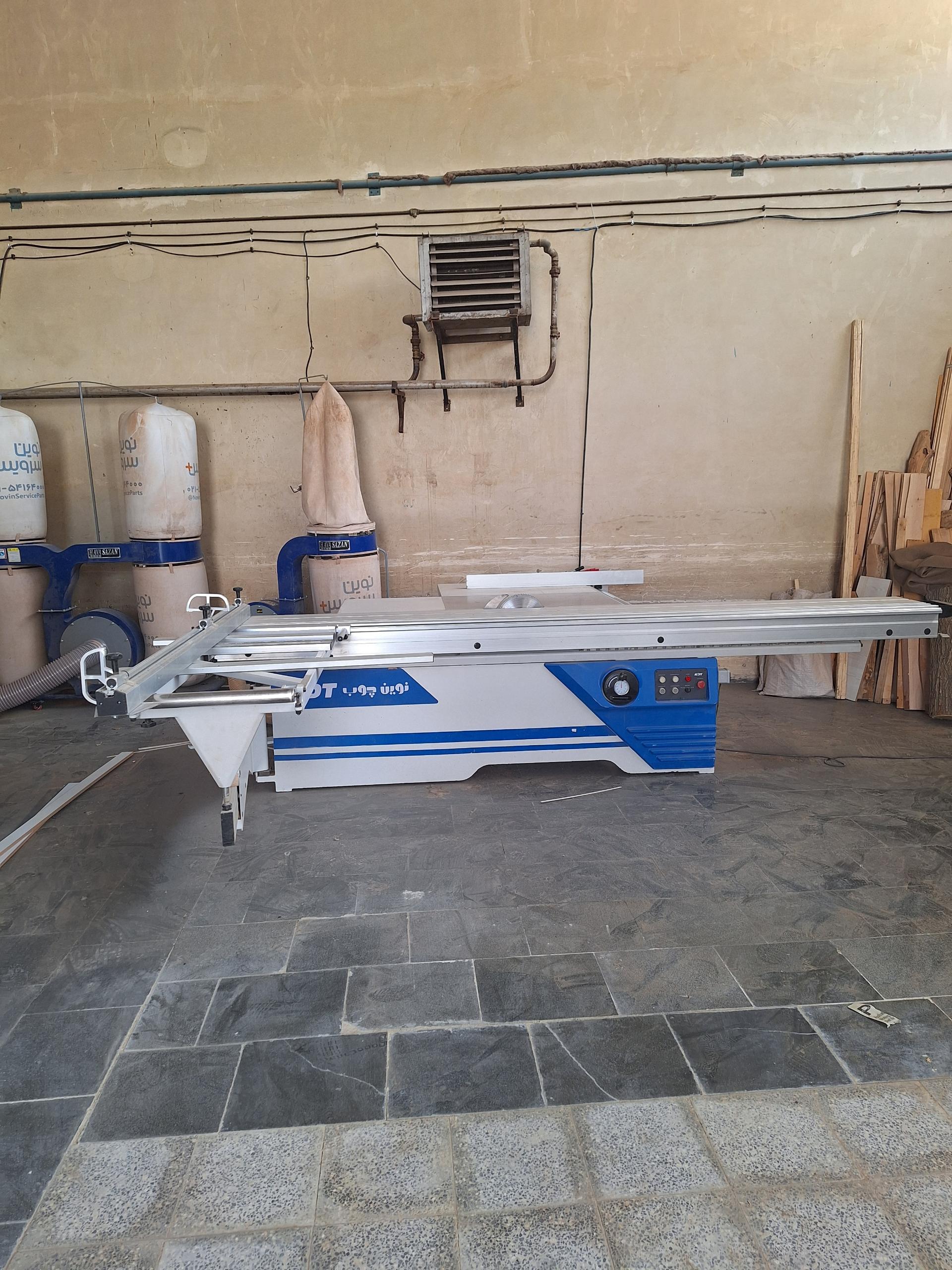 عکس کابینت سازی و خدمات برش و pvc پویا