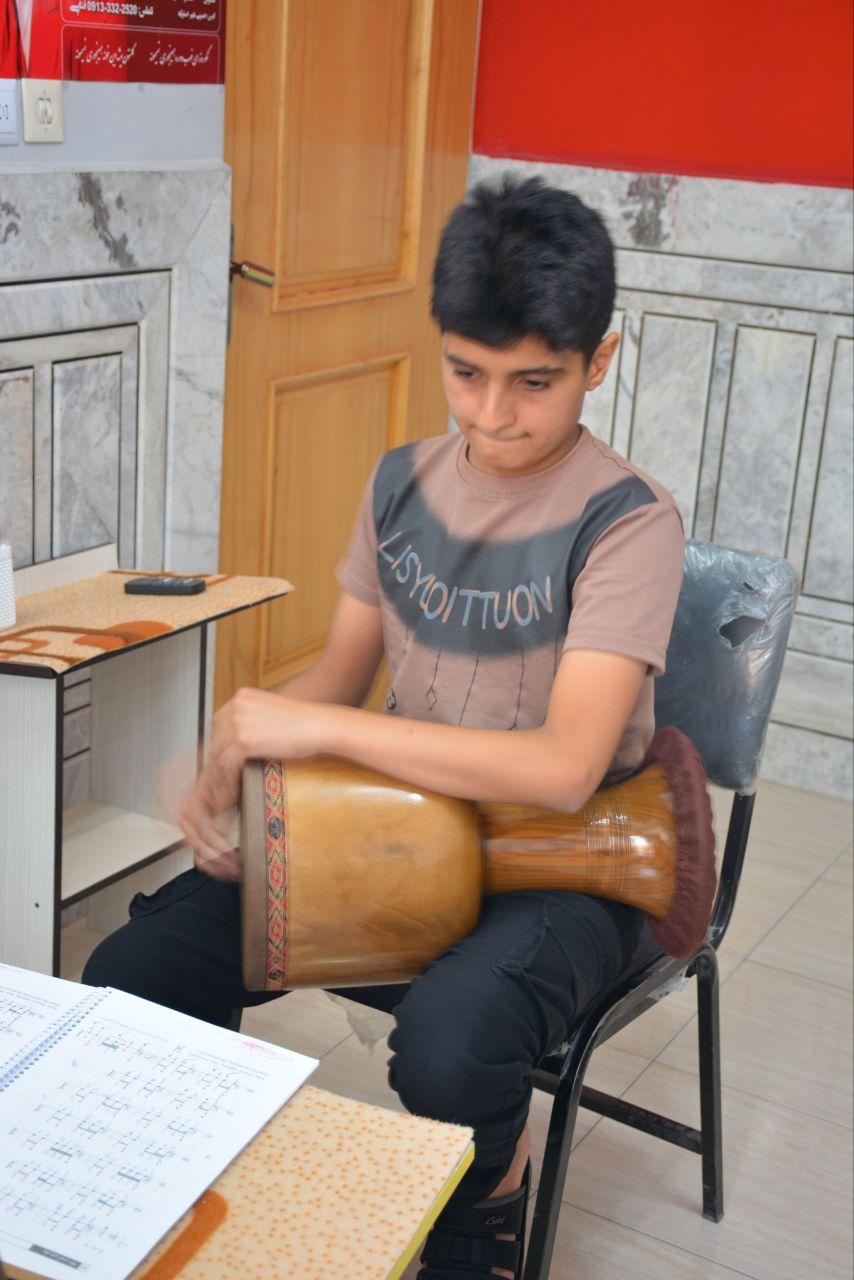 عکس آموزشگاه موسیقی نشاط