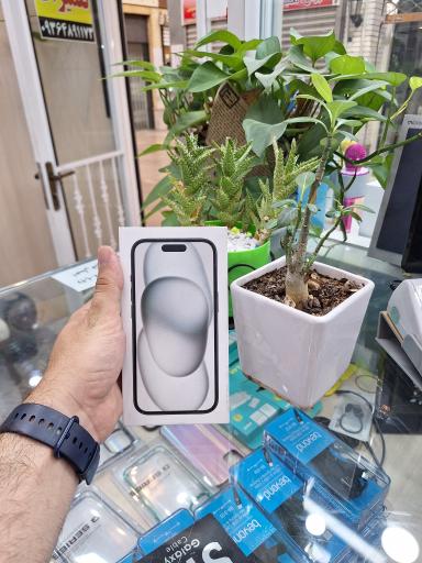 عکس فروشگاه موبایل احسان