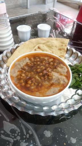 شله و حلیم و کباب