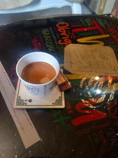 عکس کافه شاهین لند