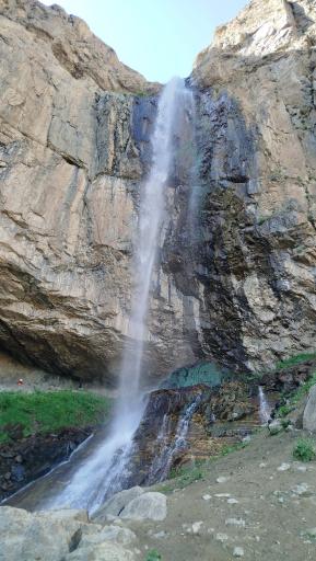 عکس آبشار خور