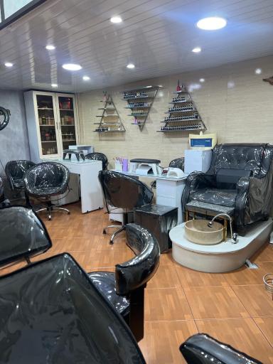 عکس سالن زیبایی یاس صحراگرد