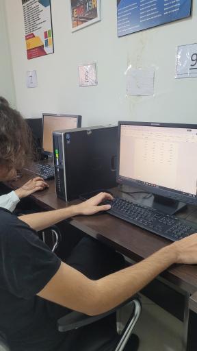 آموزشگاه فنی و حرفه ای قلم آرکا