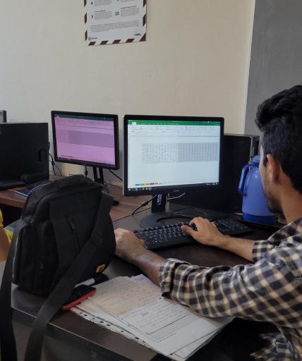 آموزشگاه فنی و حرفه ای قلم آرکا