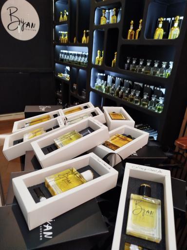عکس عطر بیژن