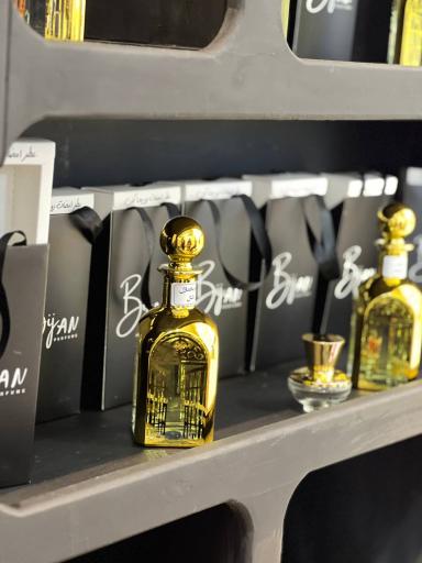 عکس عطر بیژن