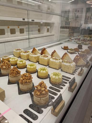 عکس کافه بیکری باتر