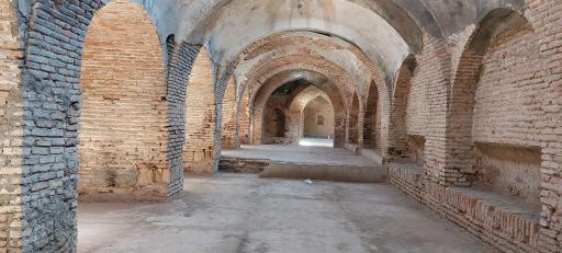 عکس کاروانسرای ینگی امام