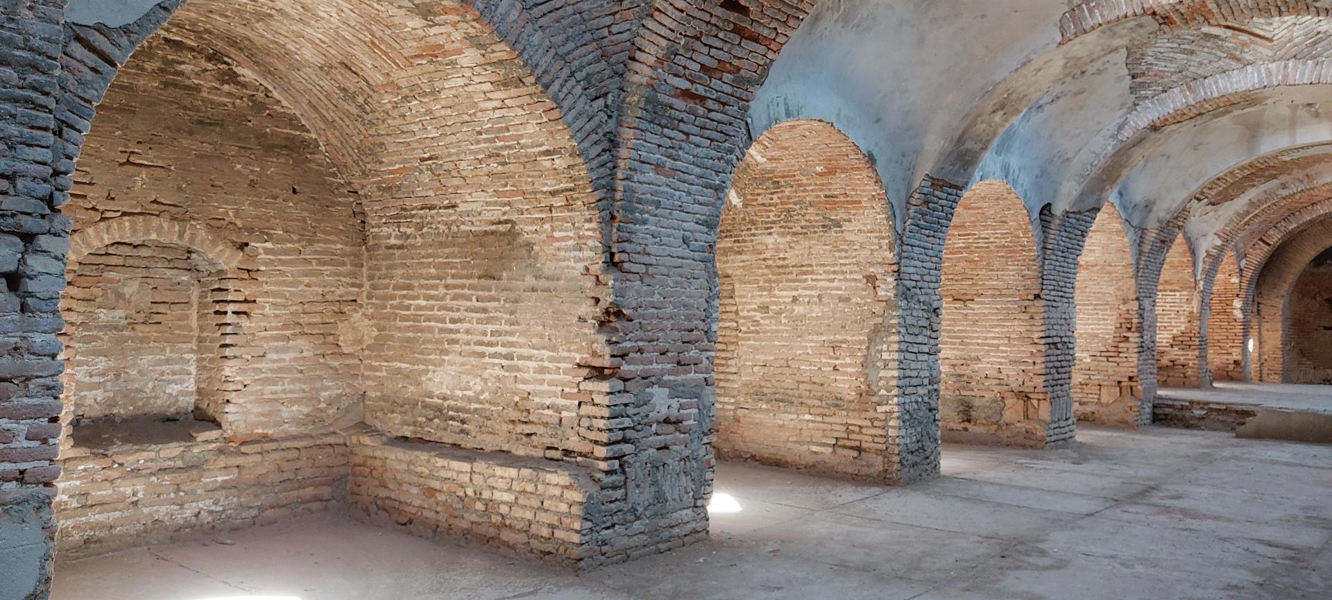 عکس کاروانسرای ینگی امام