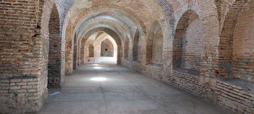 عکس کاروانسرای ینگی امام