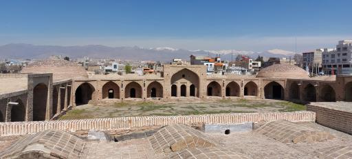 عکس کاروانسرای ینگی امام