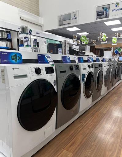 عکس فروشگاه زنجیره ای اسنوا