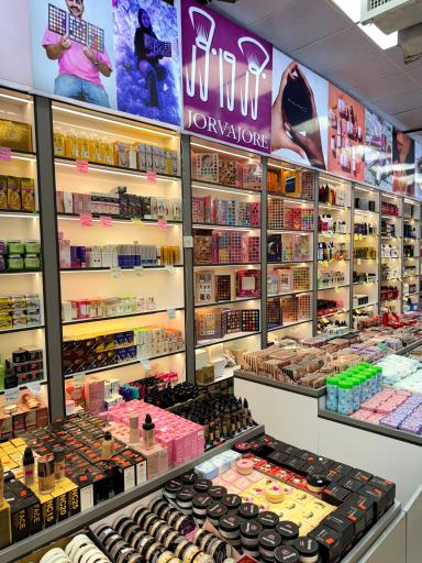 عکس لوازم آرایشی جورواجور