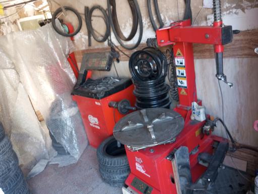 لاستیک مشهدی 