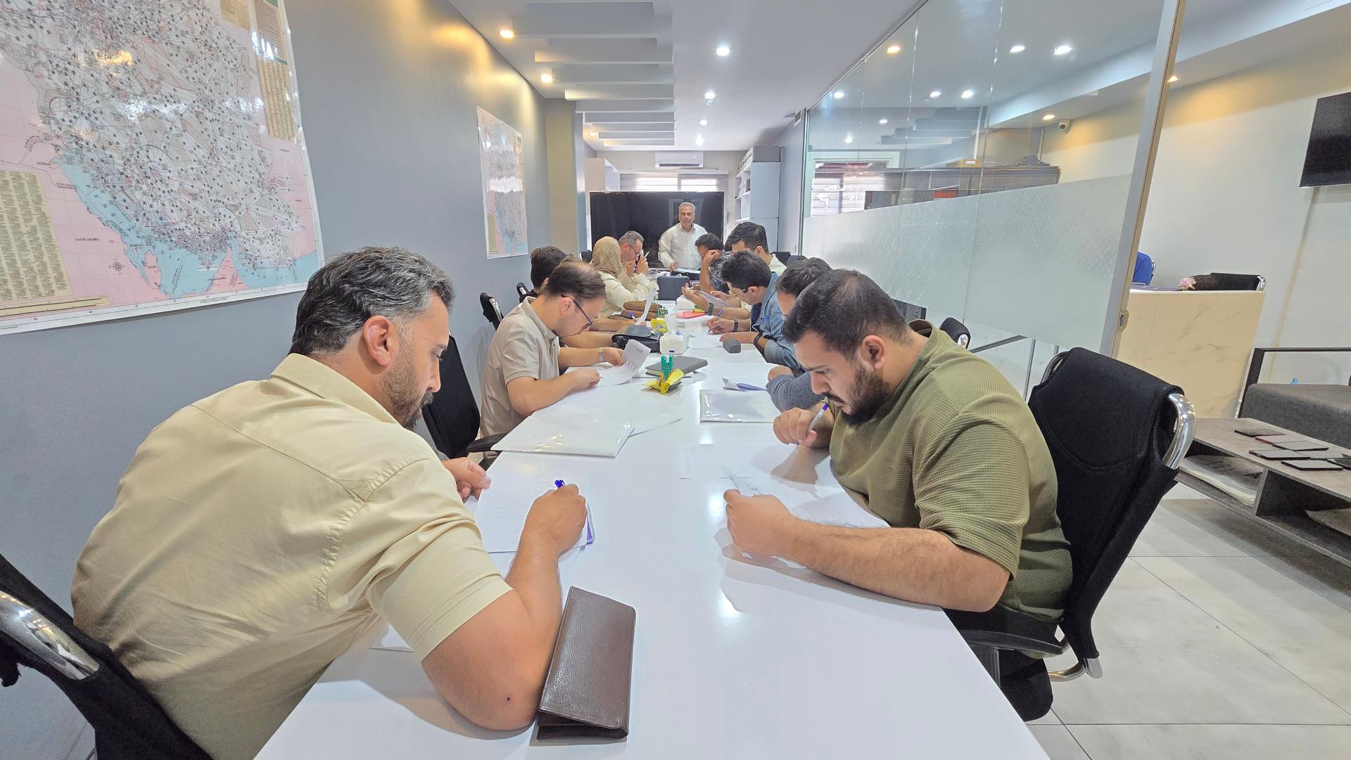 عکس نگاه آسمان