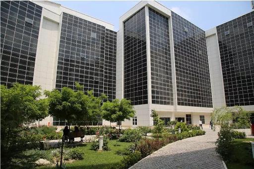 عکس دانشکده علوم و فناوری‌های همگرا (علوم پایه سابق)