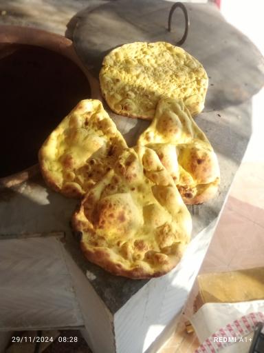 عکس نانوایی سنتی محلی داریوش