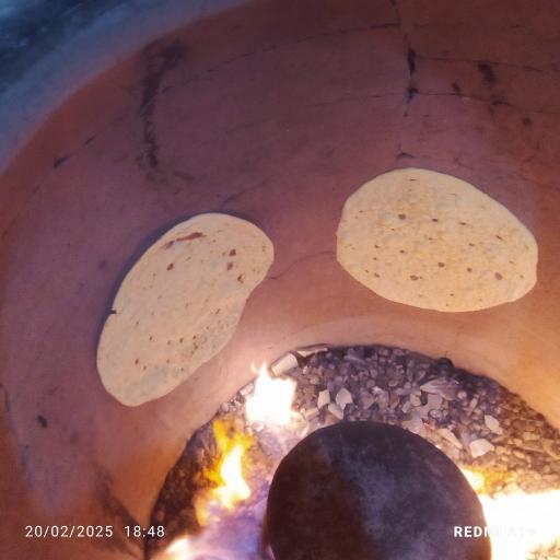 عکس نانوایی سنتی محلی داریوش