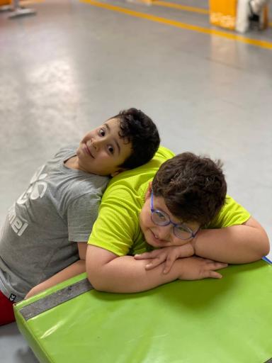 عکس مجموعه ورزشی ایواریا