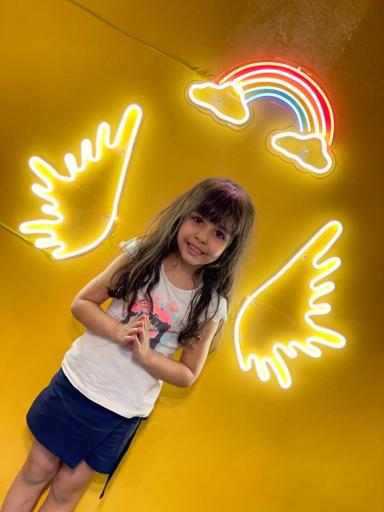 عکس مجموعه ورزشی ایواریا