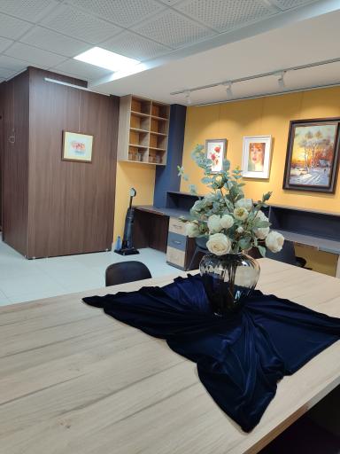 آکادمی هنرهای تجسمی رنگ و رؤیا