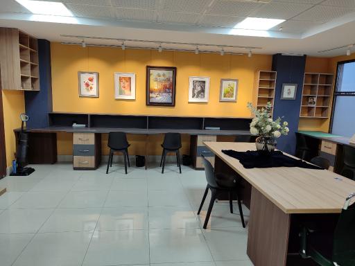 آکادمی هنرهای تجسمی رنگ و رؤیا