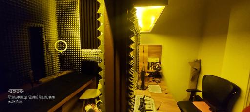 عکس استودیو تی رکس