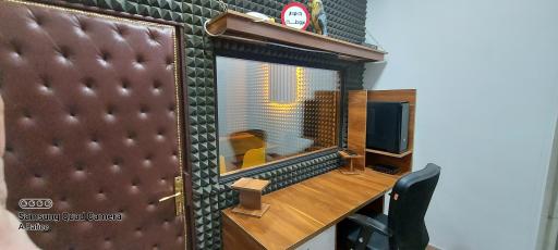 عکس استودیو تی رکس