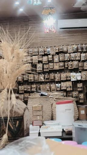 عکس عطاری مادر