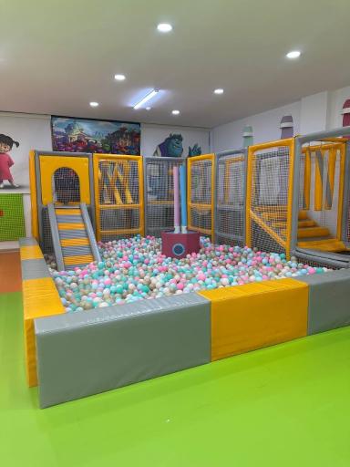 عکس خانه بازی سالیوان