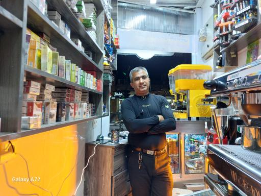 عکس کافی شاپ لهاک