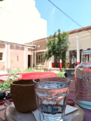 عکس گالری هنری رد وال