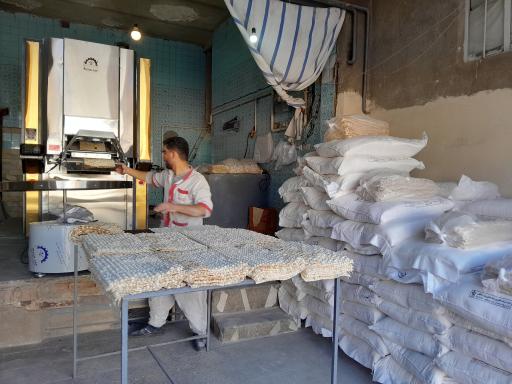 عکس نانوایی لواش تمام اتوماتیک 