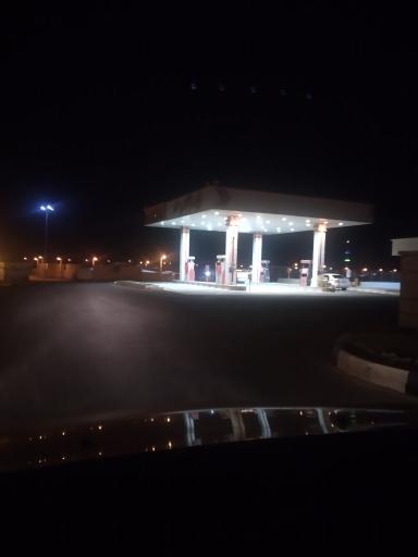 عکس پمپ بنزین شهر سوزا