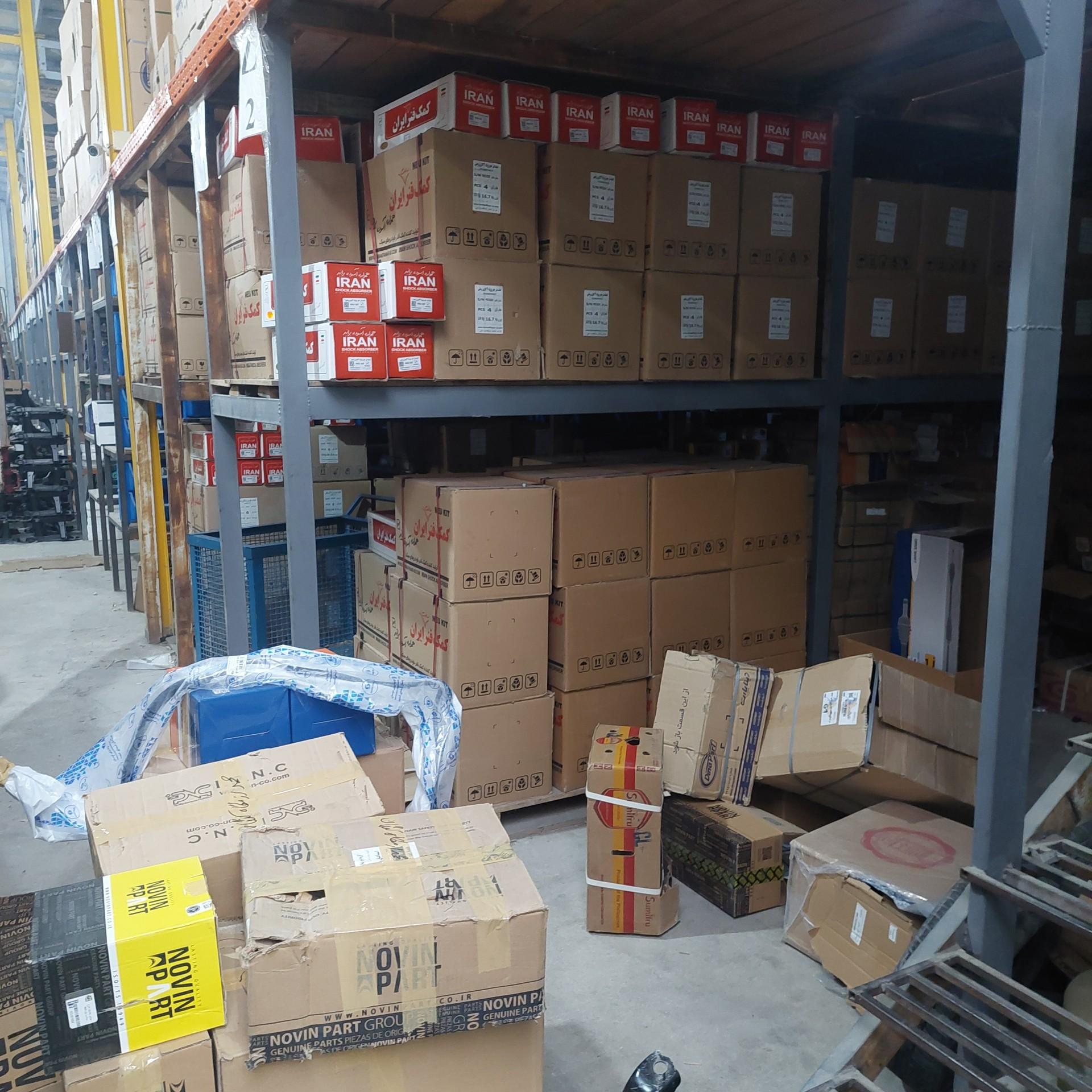 عکس انبار قطعات و یدکی مهدی رضایی 
