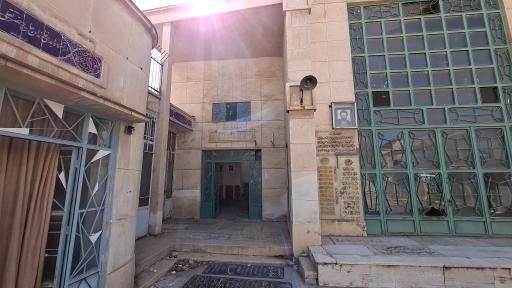 عکس آرامگاه آیت الله محمد حسن الهی طباطبایی