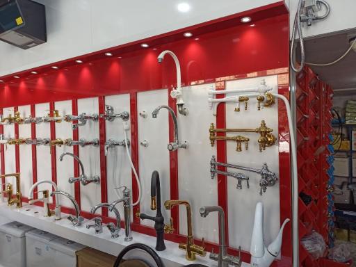 هایپر ساختمانی کیانی 