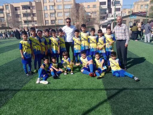 عکس دبیرستان شهید غلامحسین علی اصغری