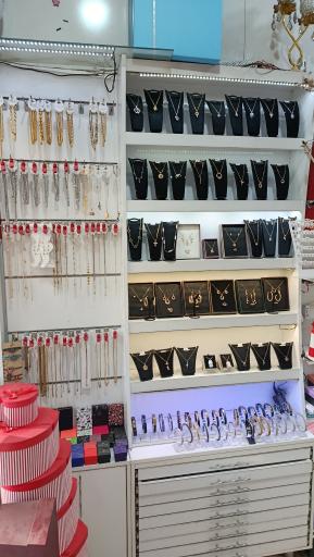 عکس کادویی و بدلیجات و عطر بلوط