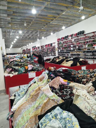 عکس ارزان سرای پوشاک دماوند