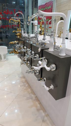 عکس تجهیزات آشپزخانه آراد