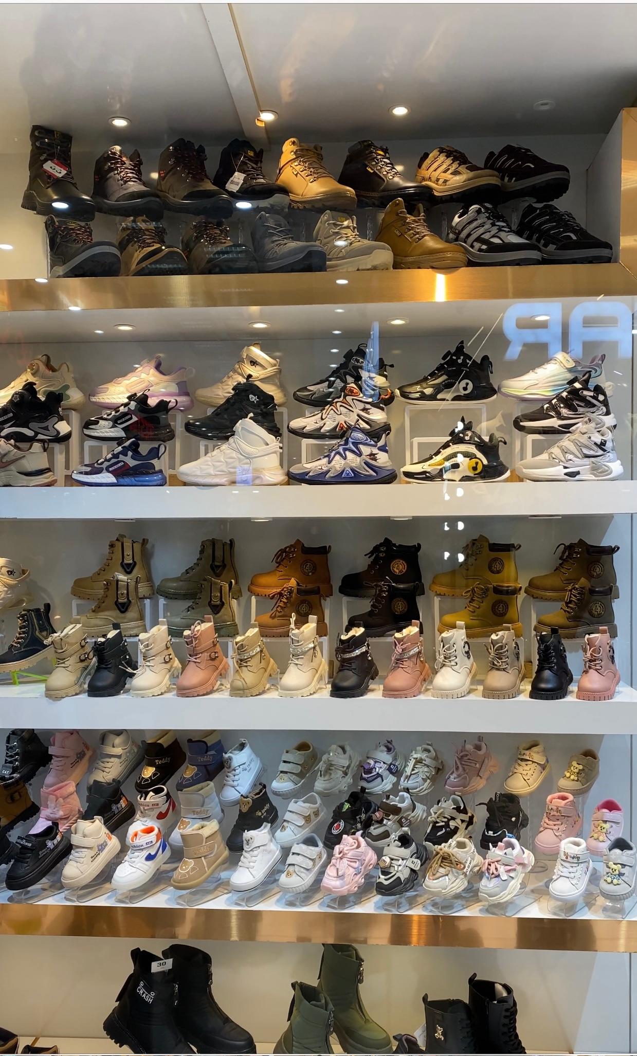 عکس شهر کفش و صندل