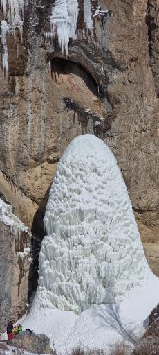 عکس آبشار سنگان