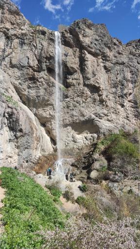 عکس آبشار سنگان