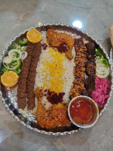 عکس کافه باغ و رستوران فرین