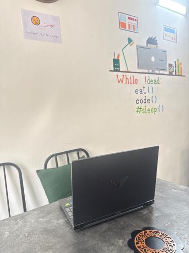 عکس کافه کُد (کتاب و تکنولوژی)