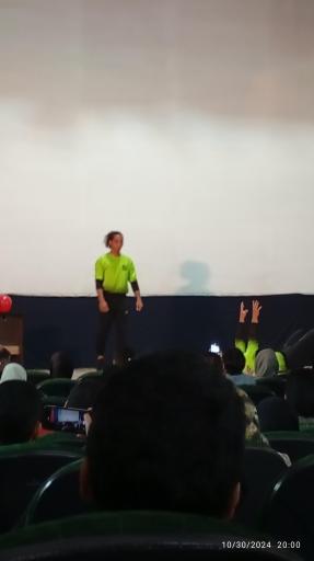 عکس سینما فرهنگیان