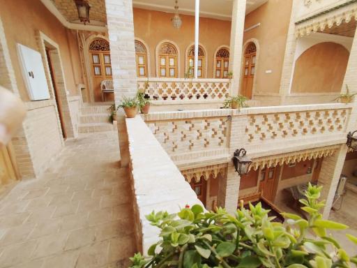 عکس هتل سنتی چهارباغ