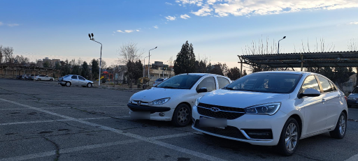 عکس پارکینگ‌ بیمارستان‌ ۱۵ خرداد‌ ورامین